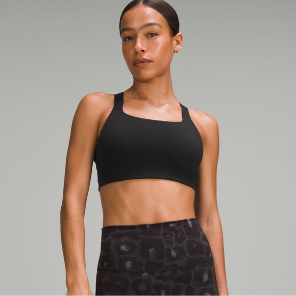 Lululemon Ultralu square neck sports bra D/DD size 8 - Picture 4 of 5